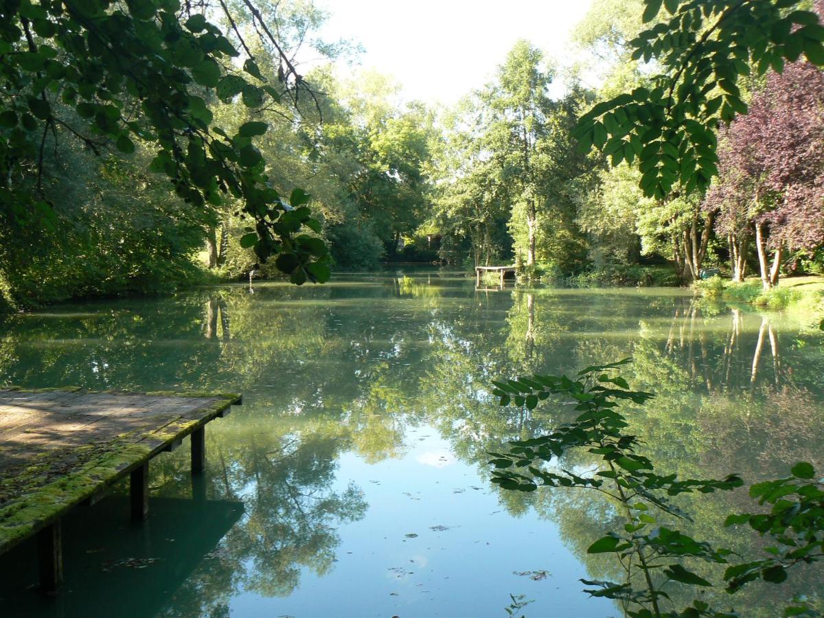 La Maison De L'Etang Sampigny Экстерьер фото