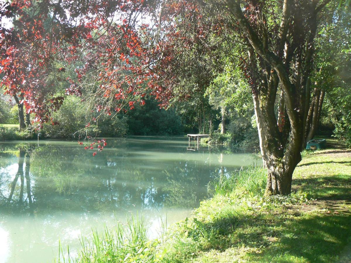 La Maison De L'Etang Sampigny Экстерьер фото