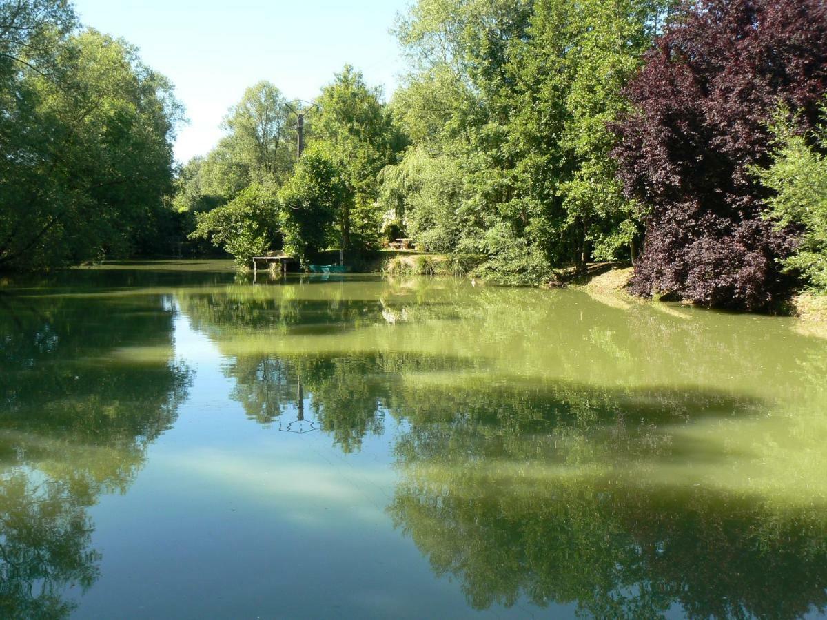 La Maison De L'Etang Sampigny Экстерьер фото